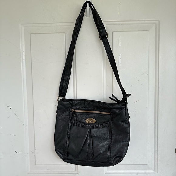 b.o.c. Handbags - B.O.C Born Concept Crossbody Bag Black Purse